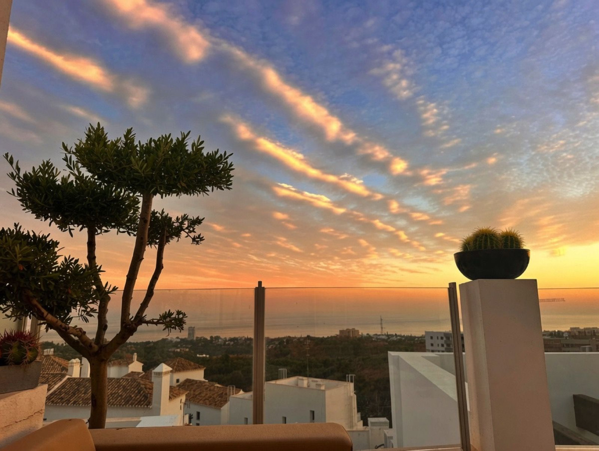 3 Bed Apartment for sale in Altos De Los Monteros Costa Del Sol, Málaga, Spain