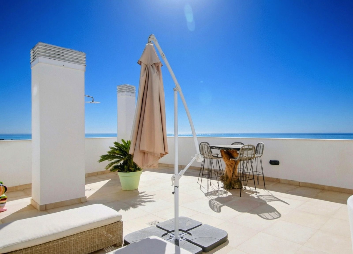 3 Bed Apartment for sale in Altos De Los Monteros Costa Del Sol, Málaga, Spain