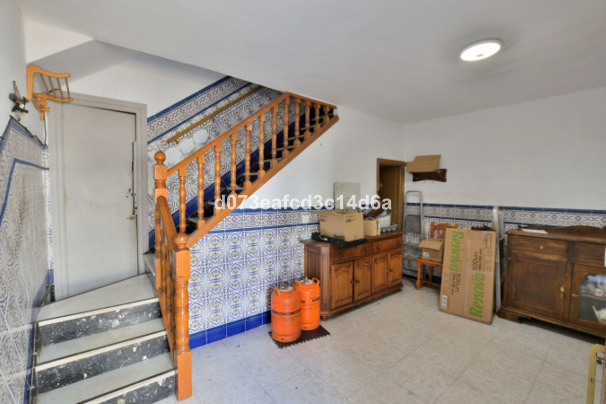 3 Bed Townhouse for sale in Ronda Costa Del Sol, Málaga, Spain