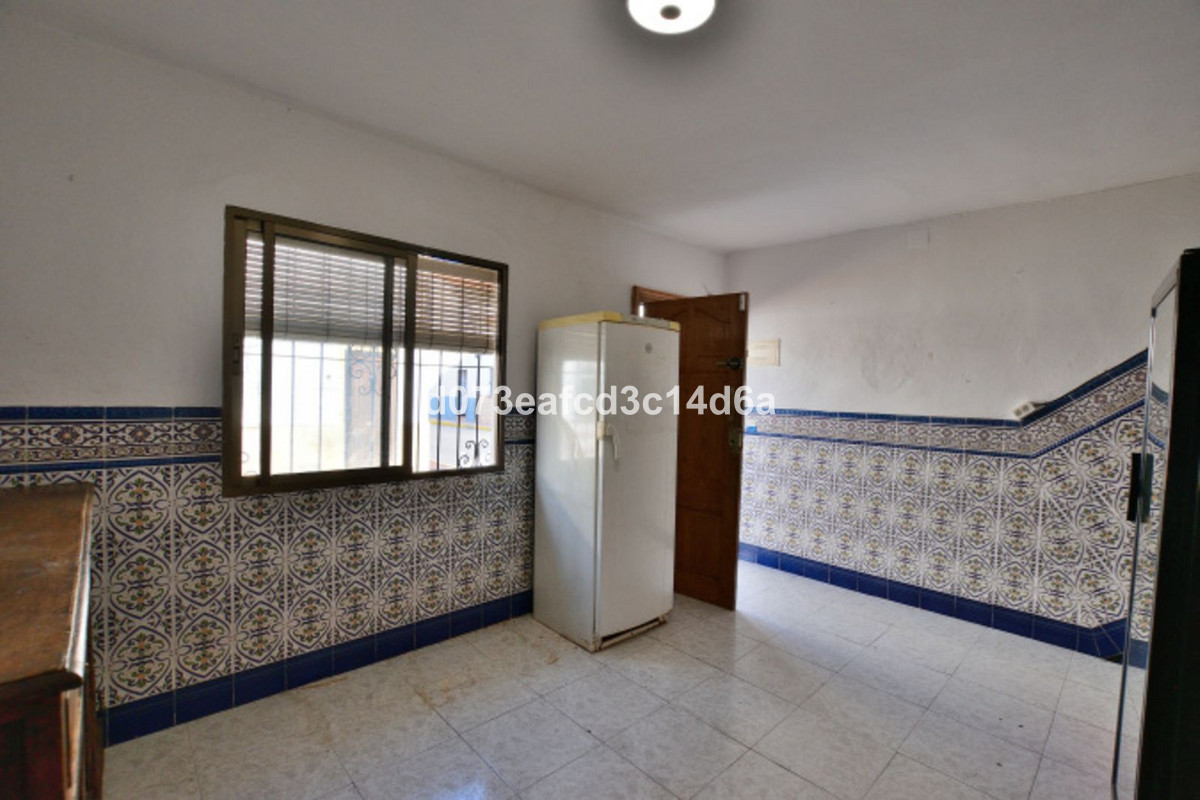 3 Bed Townhouse for sale in Ronda Costa Del Sol, Málaga, Spain