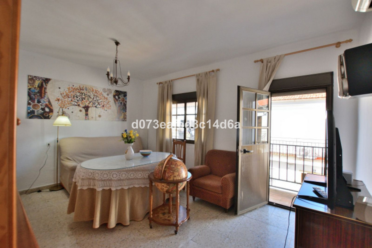 3 Bed Townhouse for sale in Ronda Costa Del Sol, Málaga, Spain