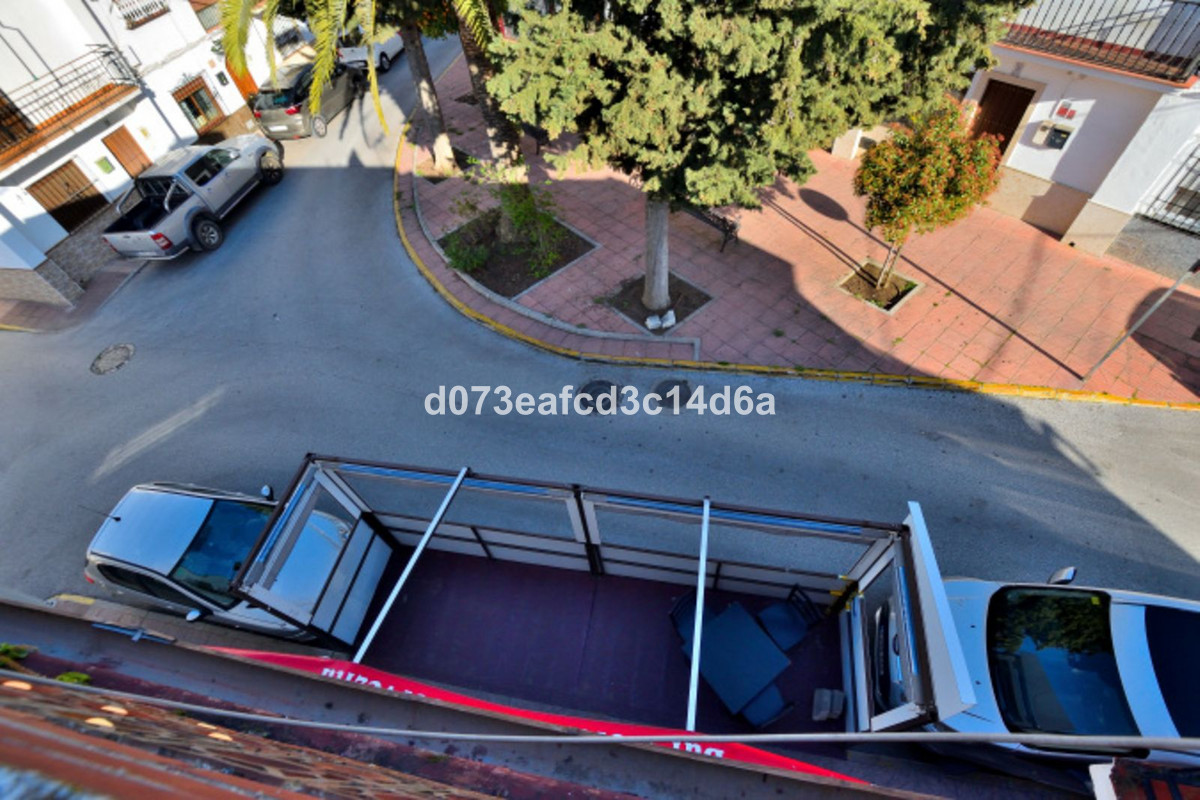 3 Bed Townhouse for sale in Ronda Costa Del Sol, Málaga, Spain