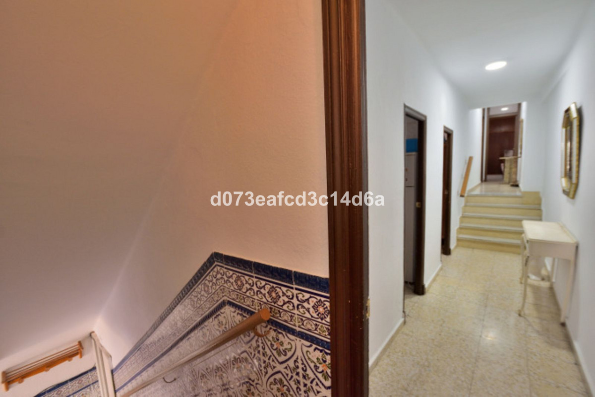3 Bed Townhouse for sale in Ronda Costa Del Sol, Málaga, Spain