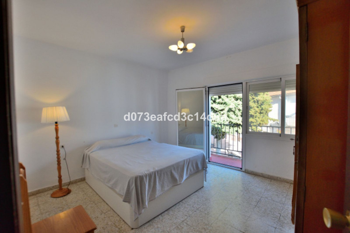 3 Bed Townhouse for sale in Ronda Costa Del Sol, Málaga, Spain