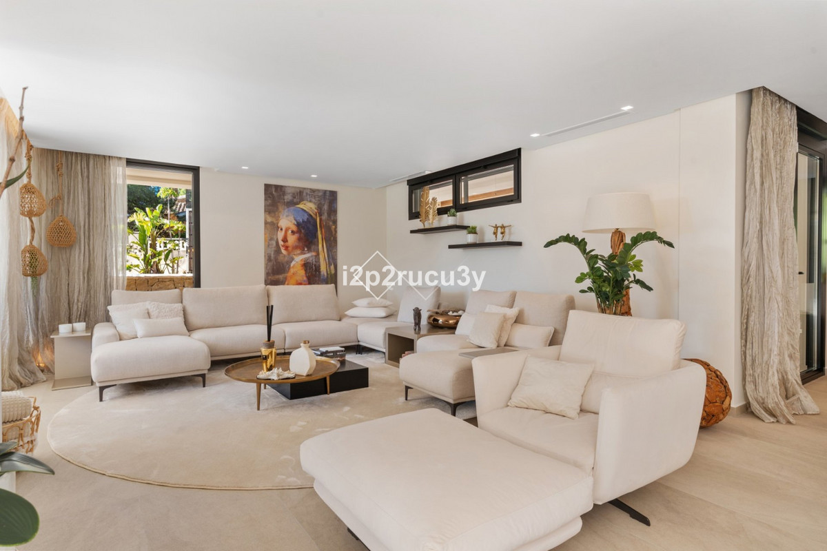 6 Bed Townhouse for sale in Moraira Costa Blanca, Alicante, Spain