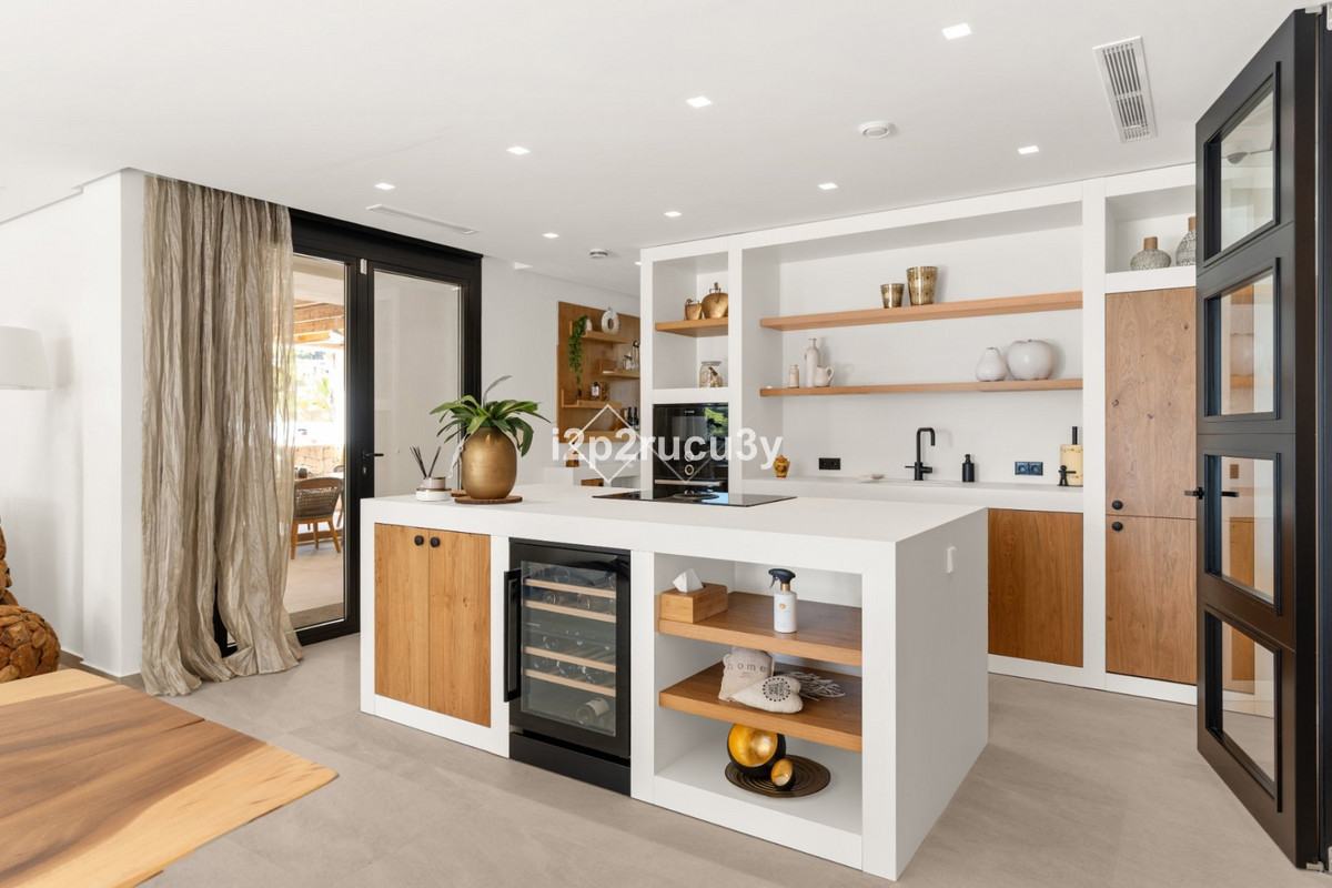 6 Bed Townhouse for sale in Moraira Costa Blanca, Alicante, Spain