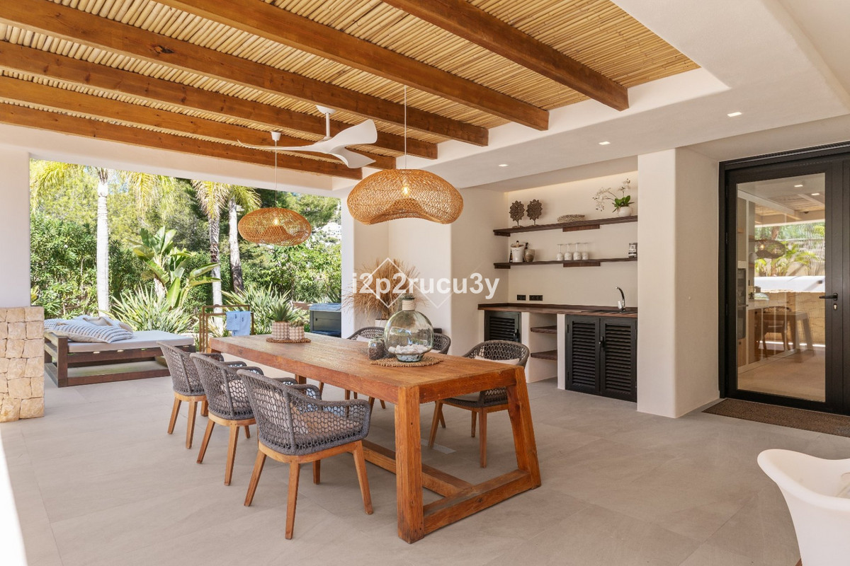 6 Bed Townhouse for sale in Moraira Costa Blanca, Alicante, Spain