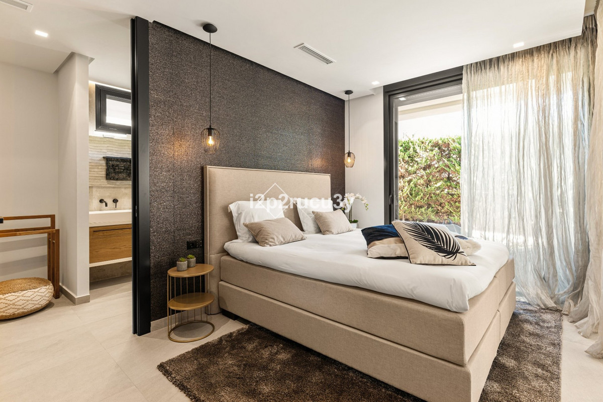 6 Bed Townhouse for sale in Moraira Costa Blanca, Alicante, Spain