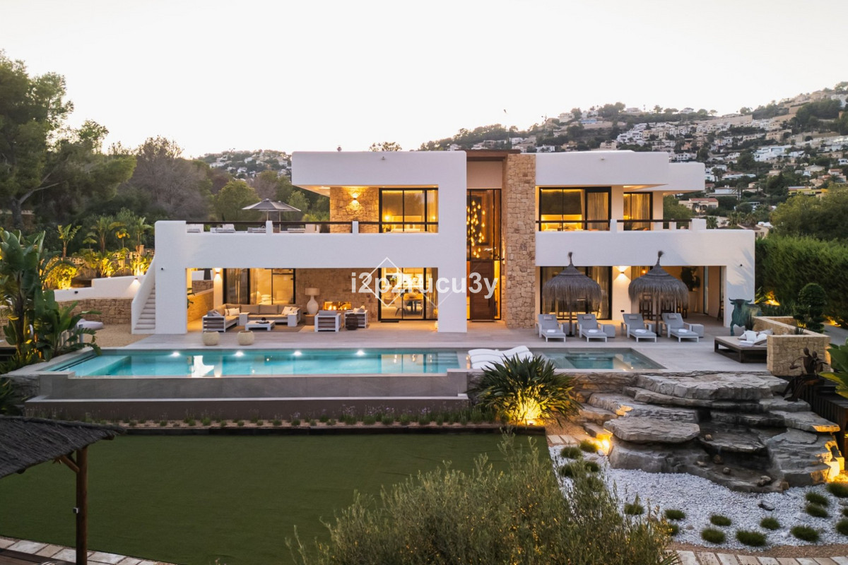 6 Bed Townhouse for sale in Moraira Costa Blanca, Alicante, Spain