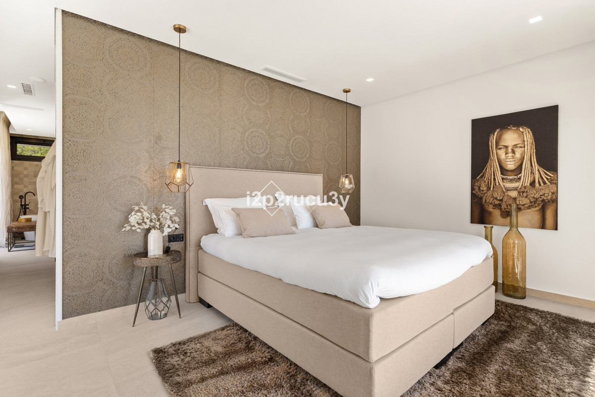 6 Bed Townhouse for sale in Moraira Costa Blanca, Alicante, Spain
