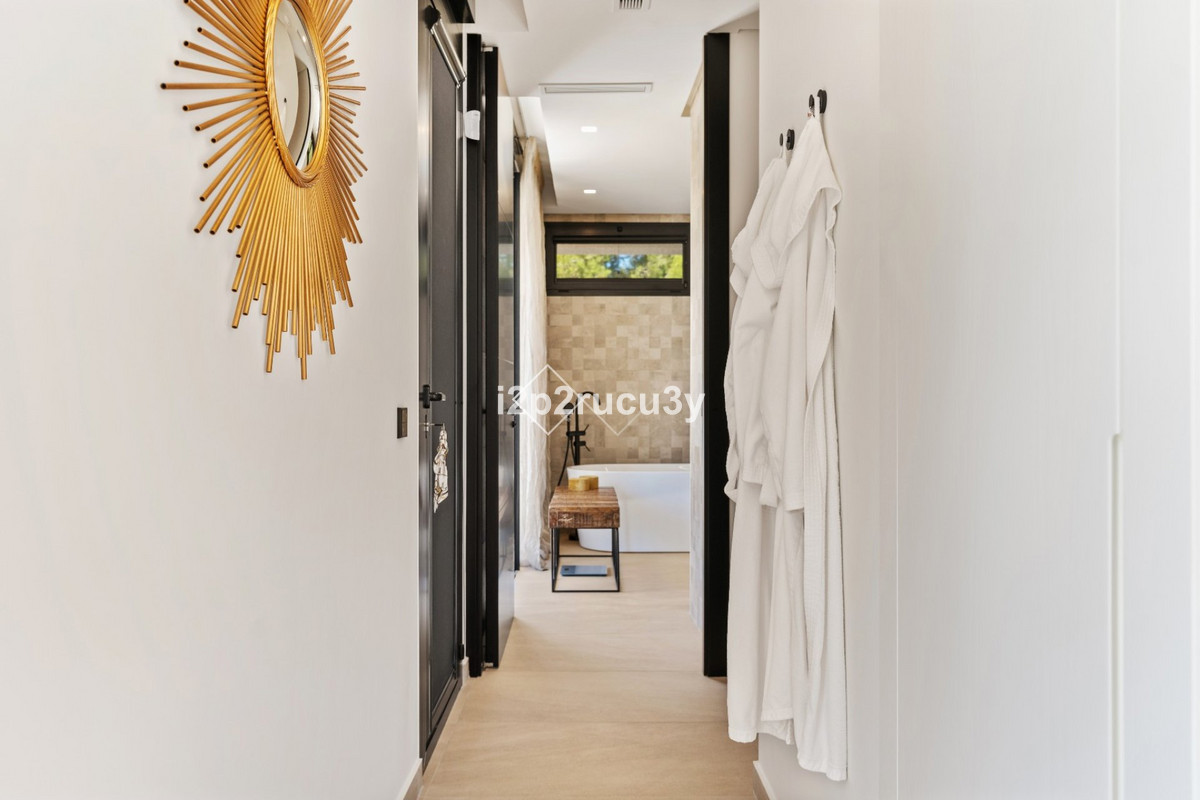 6 Bed Townhouse for sale in Moraira Costa Blanca, Alicante, Spain