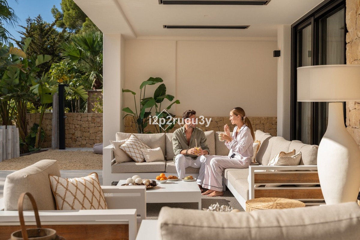 6 Bed Townhouse for sale in Moraira Costa Blanca, Alicante, Spain
