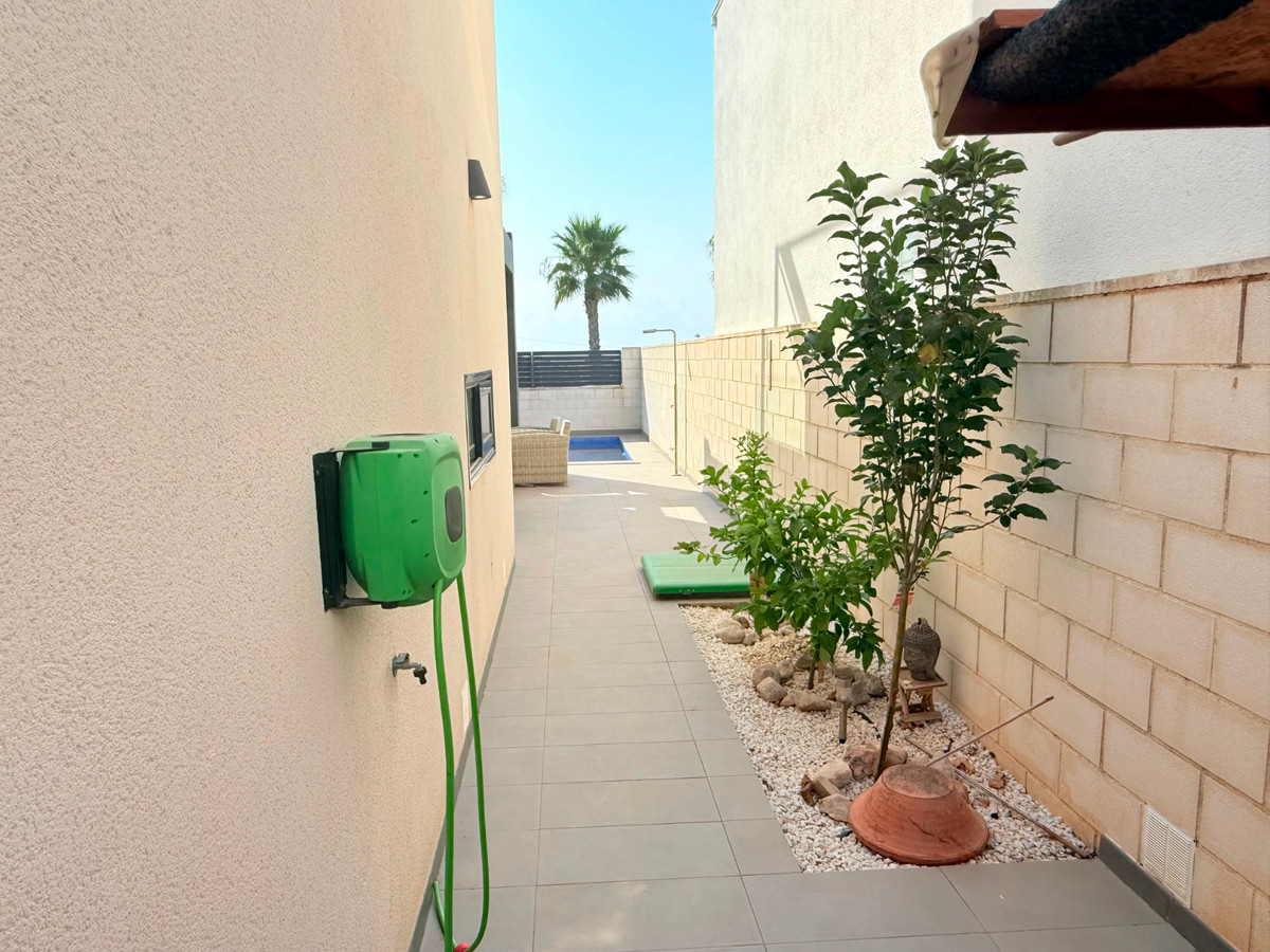 3 Bed Townhouse for sale in Ciudad Quesada Costa Blanca, Alicante, Spain