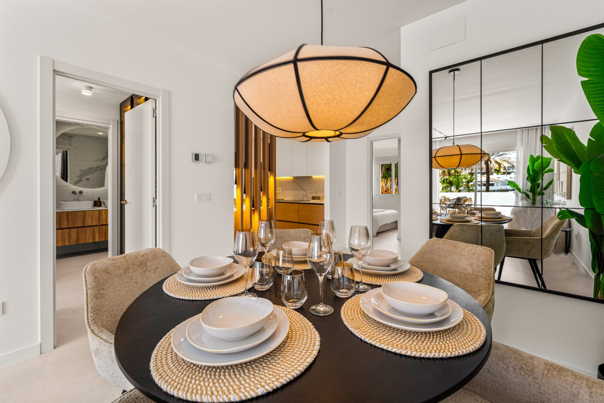 2 Bed Apartment for sale in Nueva Andalucía Costa Del Sol, Málaga, Spain