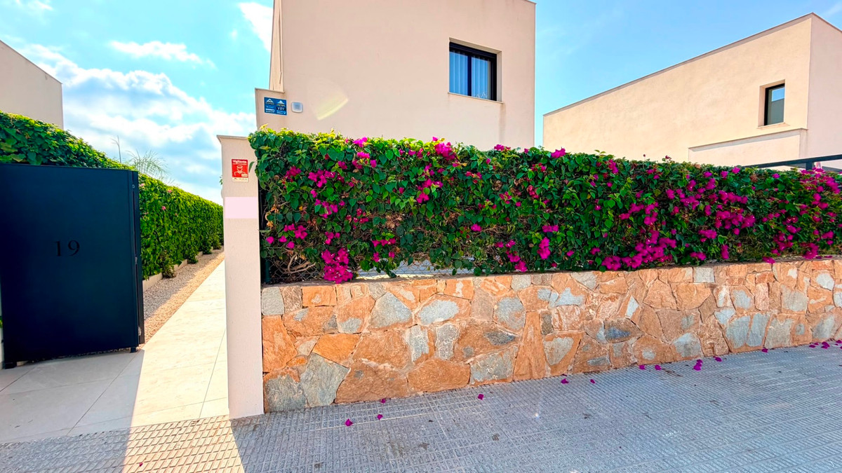 4 Bed Townhouse for sale in Los Montesinos Costa Blanca, Alicante, Spain