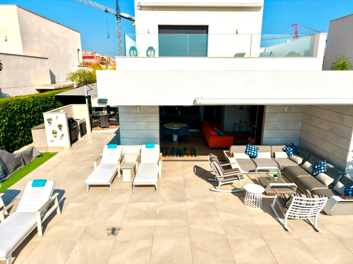 4 Bed Townhouse for sale in Los Montesinos Costa Blanca, Alicante, Spain