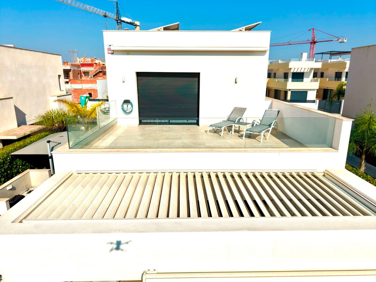 4 Bed Townhouse for sale in Los Montesinos Costa Blanca, Alicante, Spain