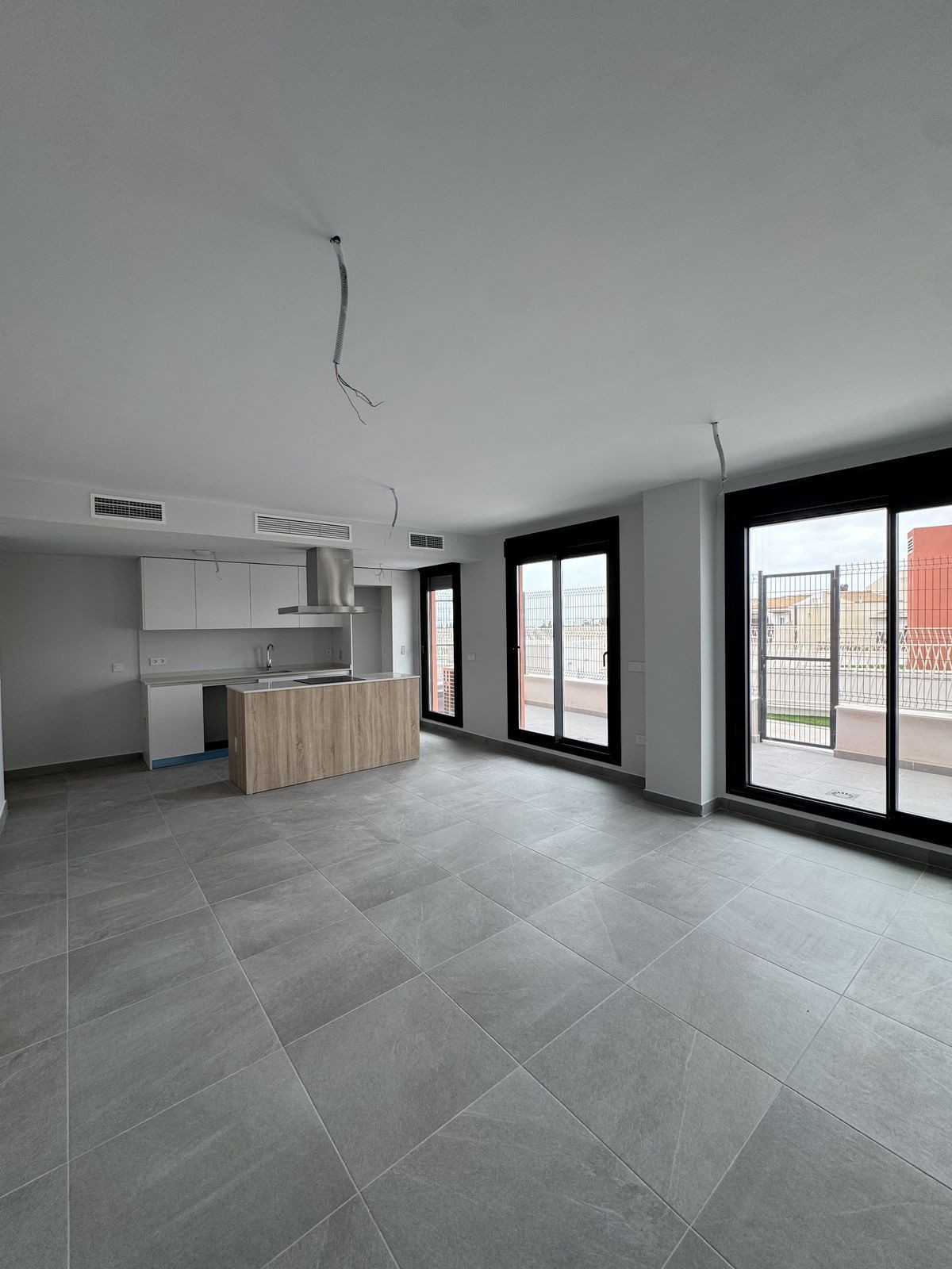 Se vende Apartamento Planta Baja de 3 dormitorios en Costa Del Sol, Málaga, España