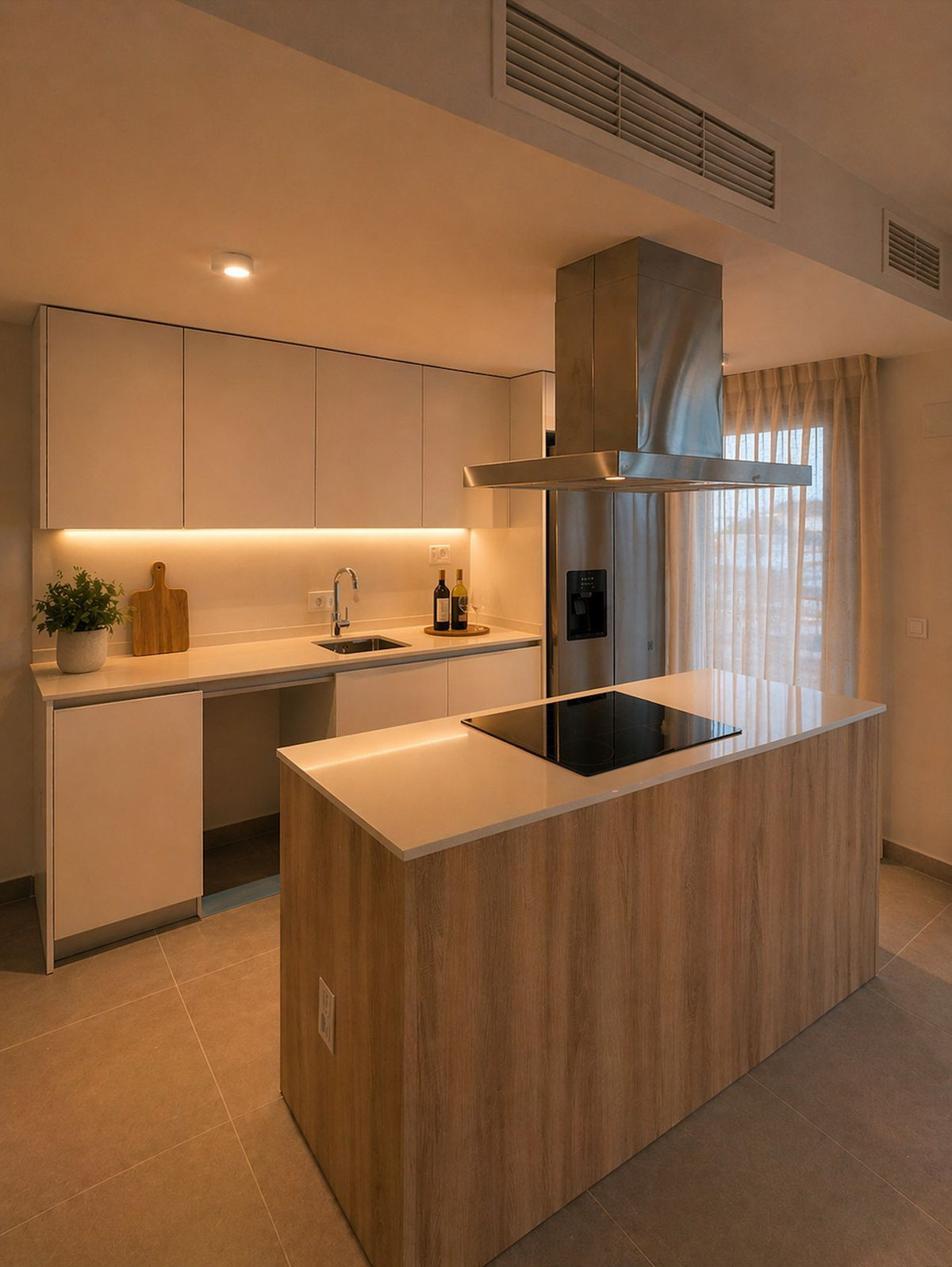 Se vende Apartamento Planta Baja de 3 dormitorios en Costa Del Sol, Málaga, España