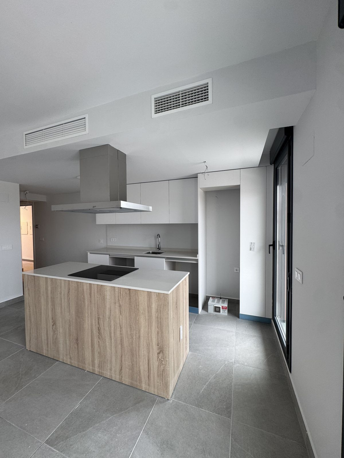 Se vende Apartamento Planta Baja de 3 dormitorios en Costa Del Sol, Málaga, España