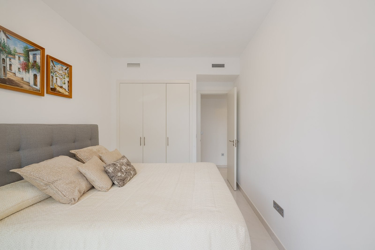 3 Bed Apartment for sale in Estepona Costa Del Sol, Málaga, Spain
