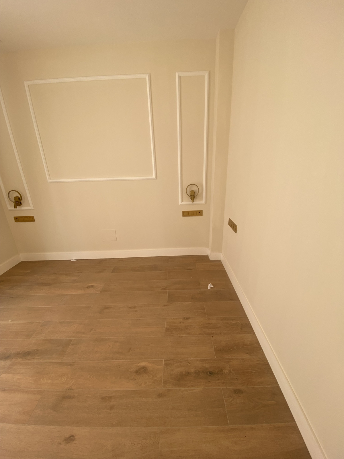 9 Bed Commercial unit for sale in Estepona Costa Del Sol, Málaga, Spain