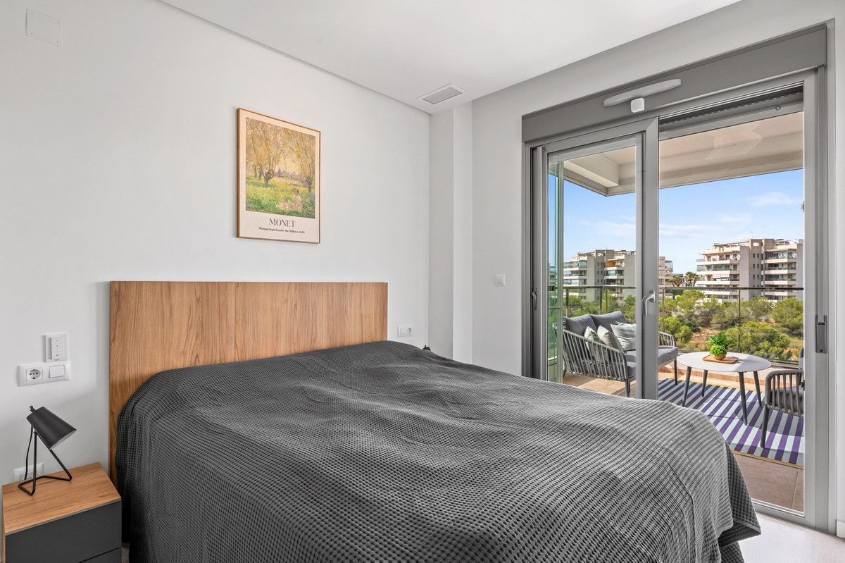 3 Bed Apartment for sale in Villamartin Costa Blanca, Alicante, Spain