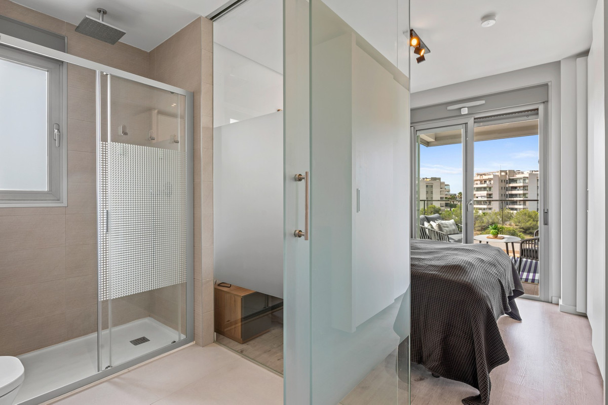 3 Bed Apartment for sale in Villamartin Costa Blanca, Alicante, Spain