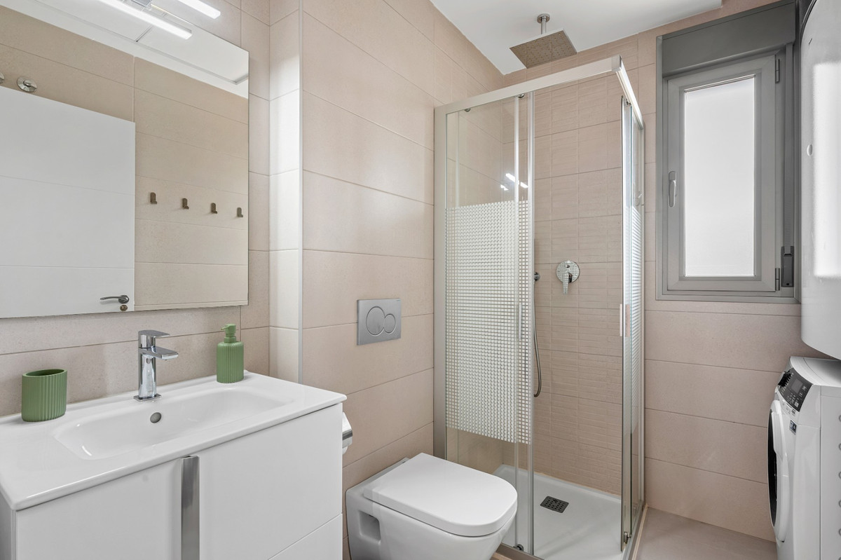 3 Bed Apartment for sale in Villamartin Costa Blanca, Alicante, Spain