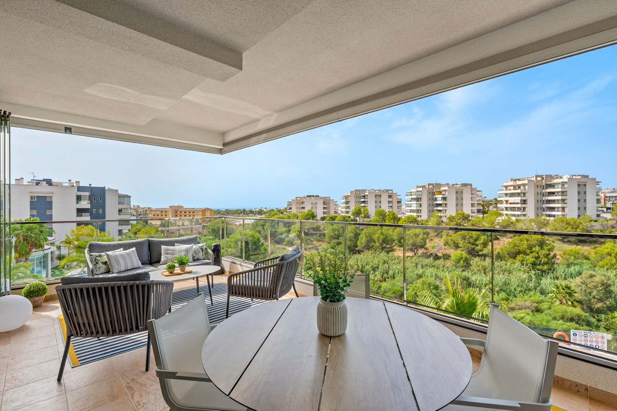 3 Bed Apartment for sale in Villamartin Costa Blanca, Alicante, Spain