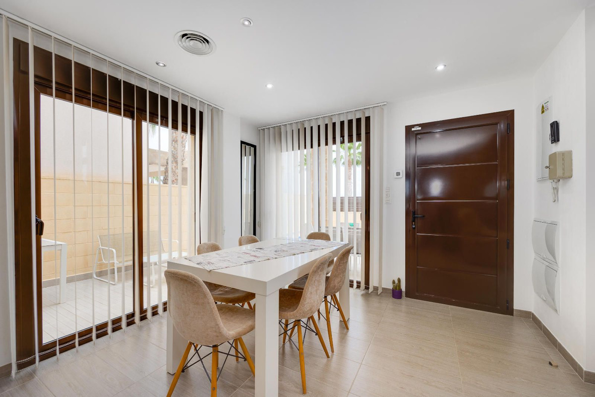 3 Bed Townhouse for sale in Rojales Costa Blanca, Alicante, Spain