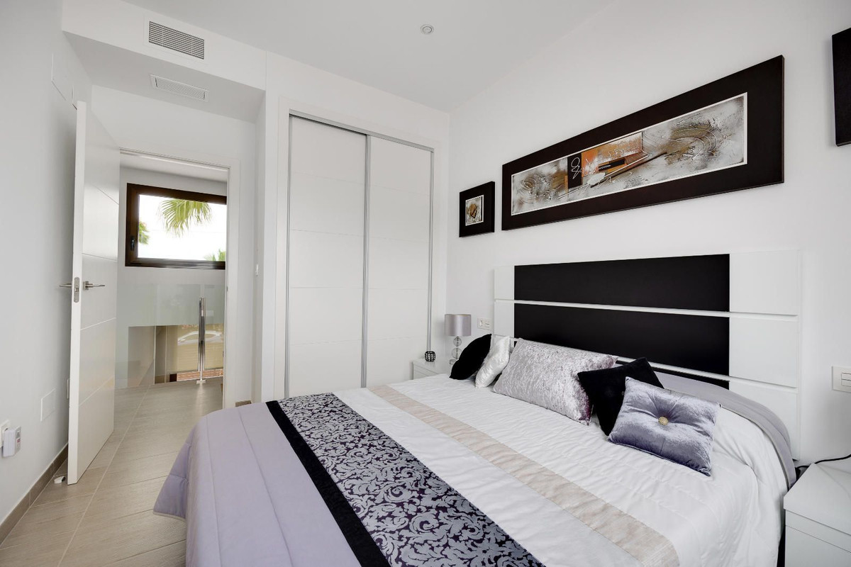 3 Bed Townhouse for sale in Rojales Costa Blanca, Alicante, Spain