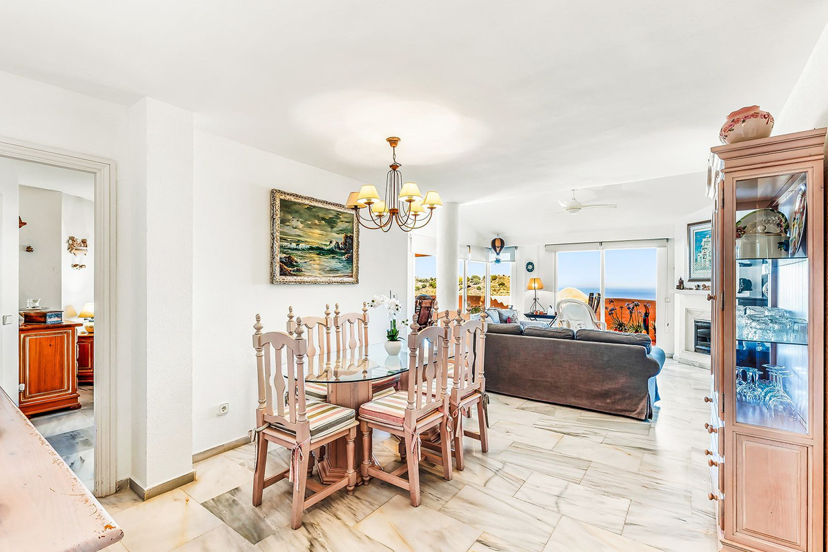 3 Bed Apartment for sale in Mijas Costa Del Sol, Málaga, Spain