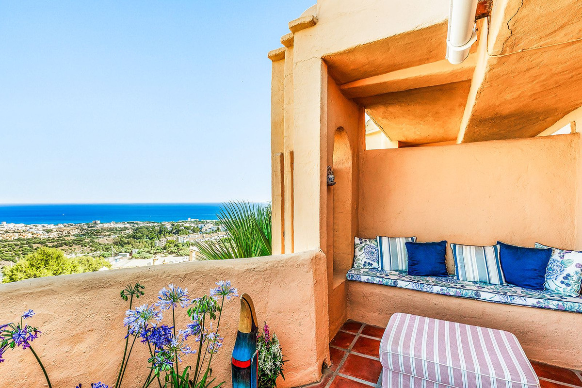 3 Bed Apartment for sale in Mijas Costa Del Sol, Málaga, Spain