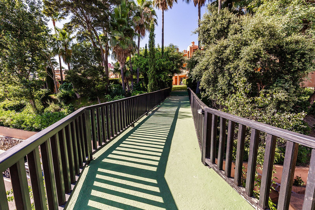 3 Bed Apartment for sale in Mijas Costa Del Sol, Málaga, Spain