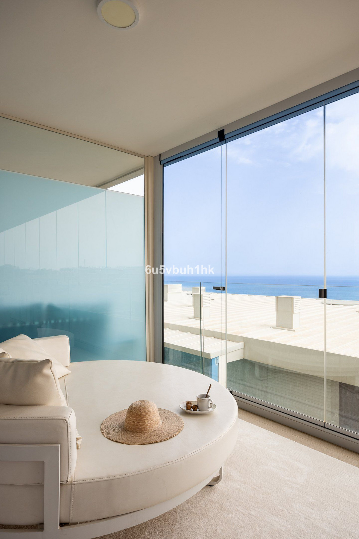4 Bed Apartment for sale in Fuengirola Costa Del Sol, Málaga, Spain