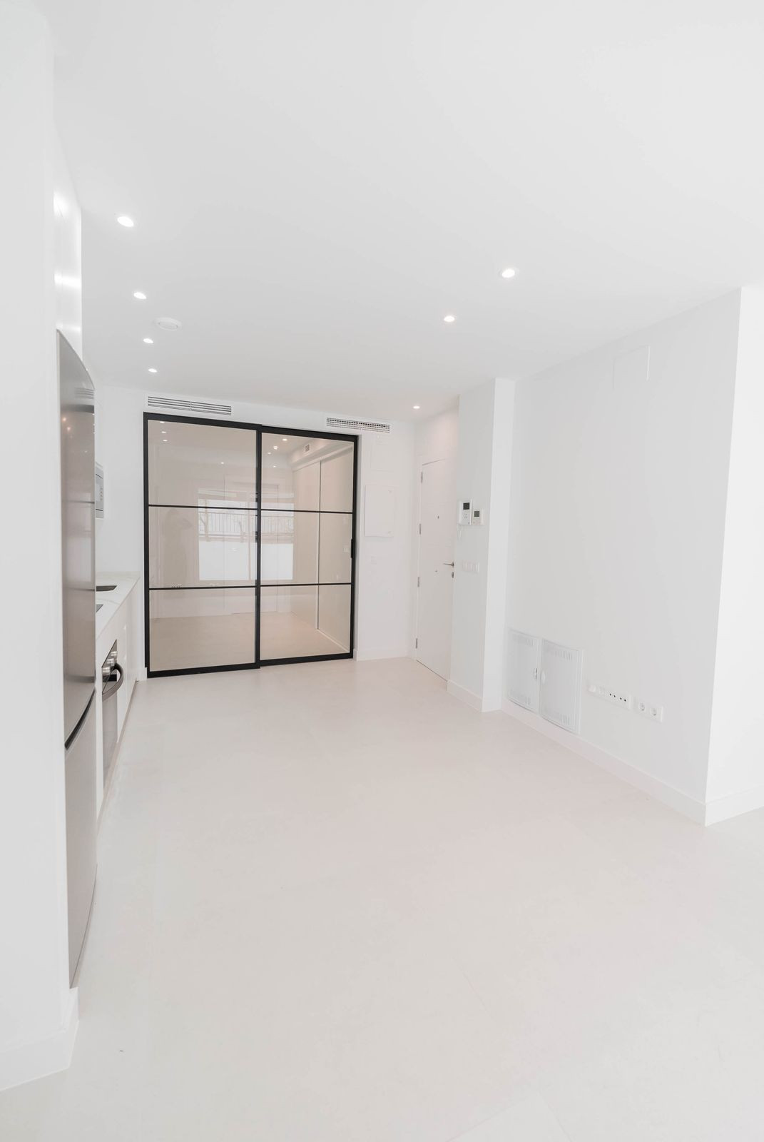 2 Bed Apartment for sale in Los Boliches Costa Del Sol, Málaga, Spain