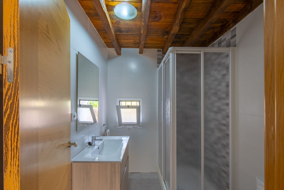 2 Bed Townhouse for sale in Coín Costa Del Sol, Málaga, Spain
