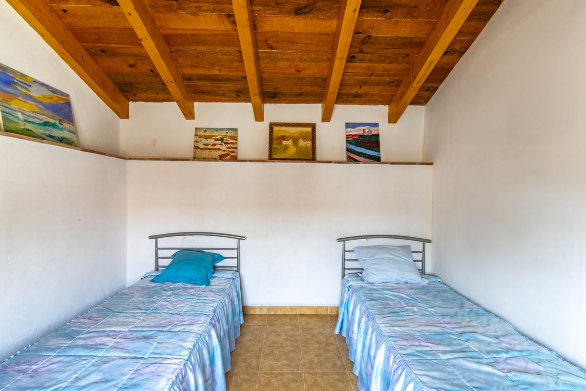 2 Bed Townhouse for sale in Coín Costa Del Sol, Málaga, Spain