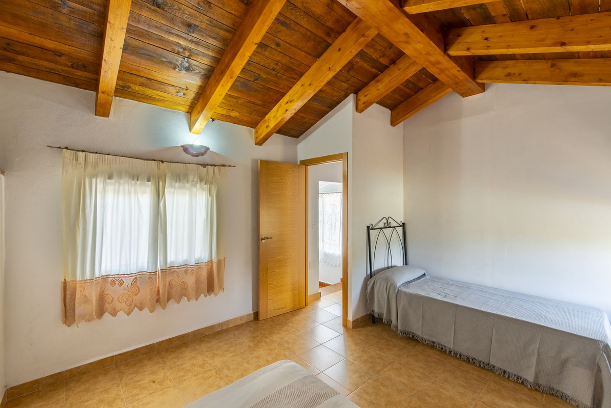 2 Bed Townhouse for sale in Coín Costa Del Sol, Málaga, Spain