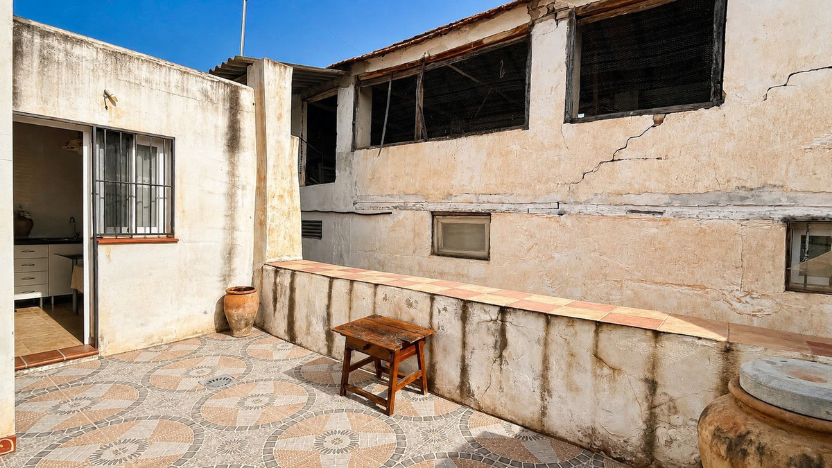 2 Bed Townhouse for sale in Coín Costa Del Sol, Málaga, Spain