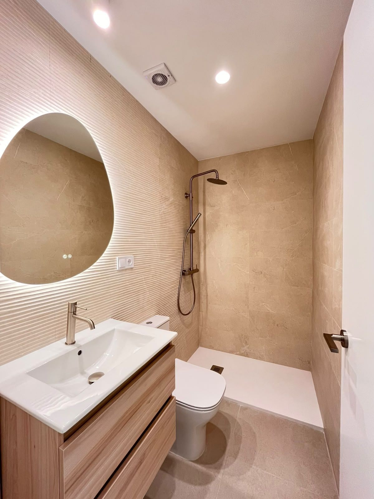3 Bed Apartment for sale in Málaga Costa Del Sol, Málaga, Spain