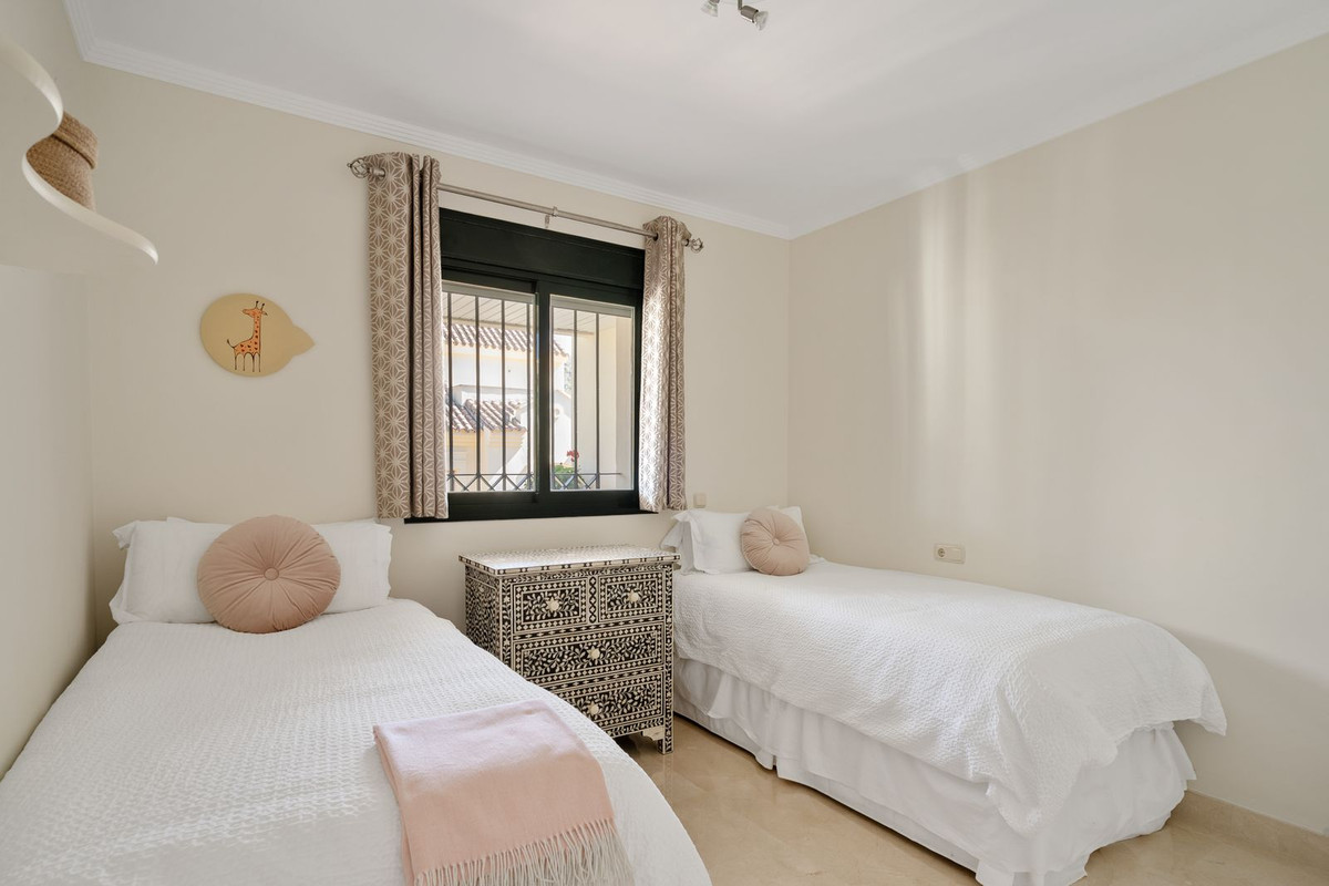 3 Bed Apartment for sale in Nueva Andalucía Costa Del Sol, Málaga, Spain