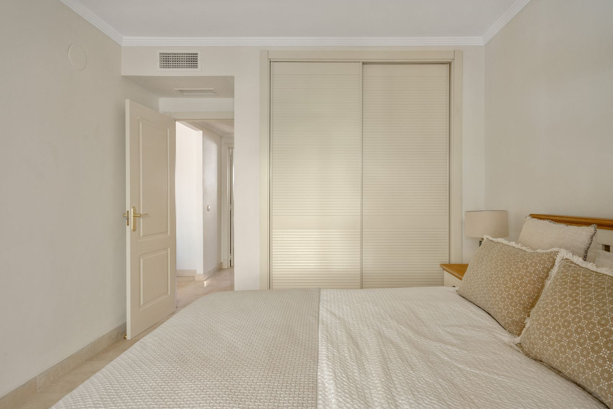 3 Bed Apartment for sale in Nueva Andalucía Costa Del Sol, Málaga, Spain