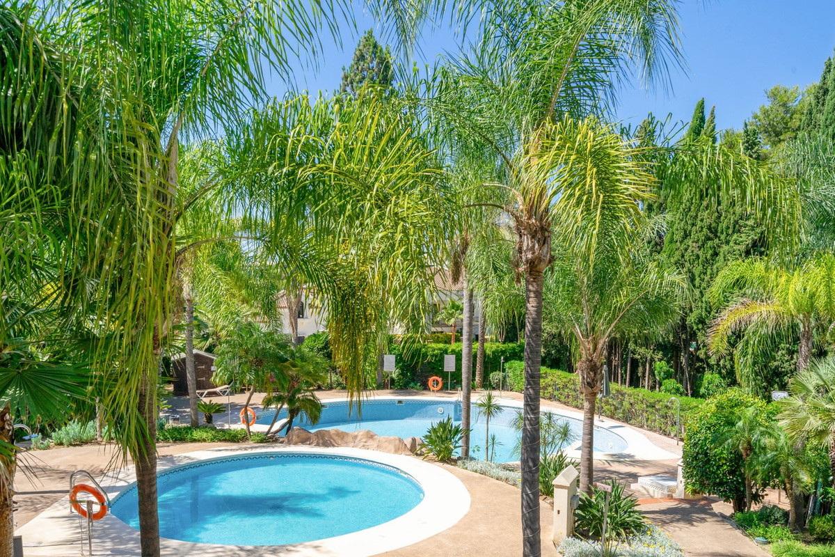 3 Bed Apartment for sale in Nueva Andalucía Costa Del Sol, Málaga, Spain