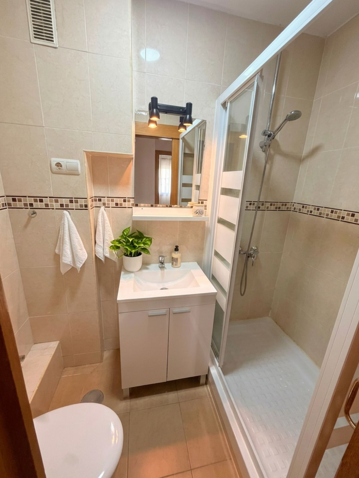 3 Bed Apartment for sale in Torremolinos Costa Del Sol, Málaga, Spain