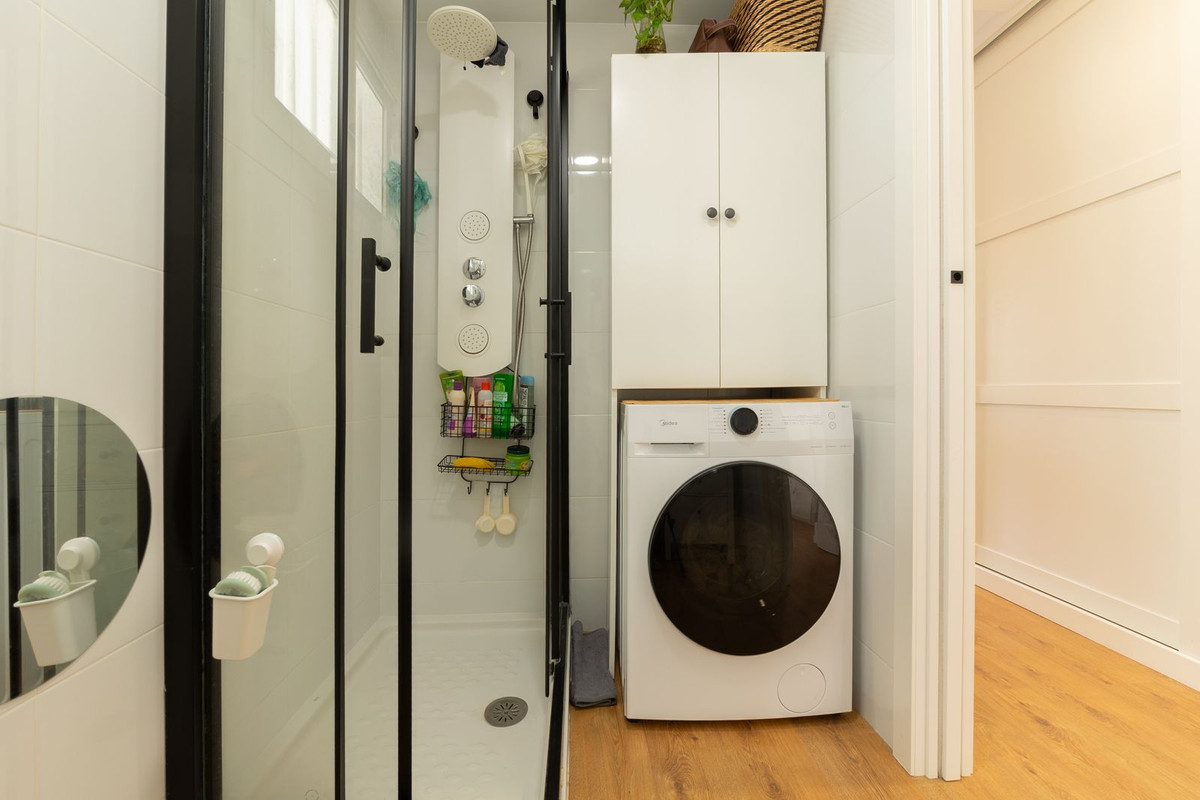 2 Bed Apartment for sale in Las Lagunas Costa Del Sol, Málaga, Spain