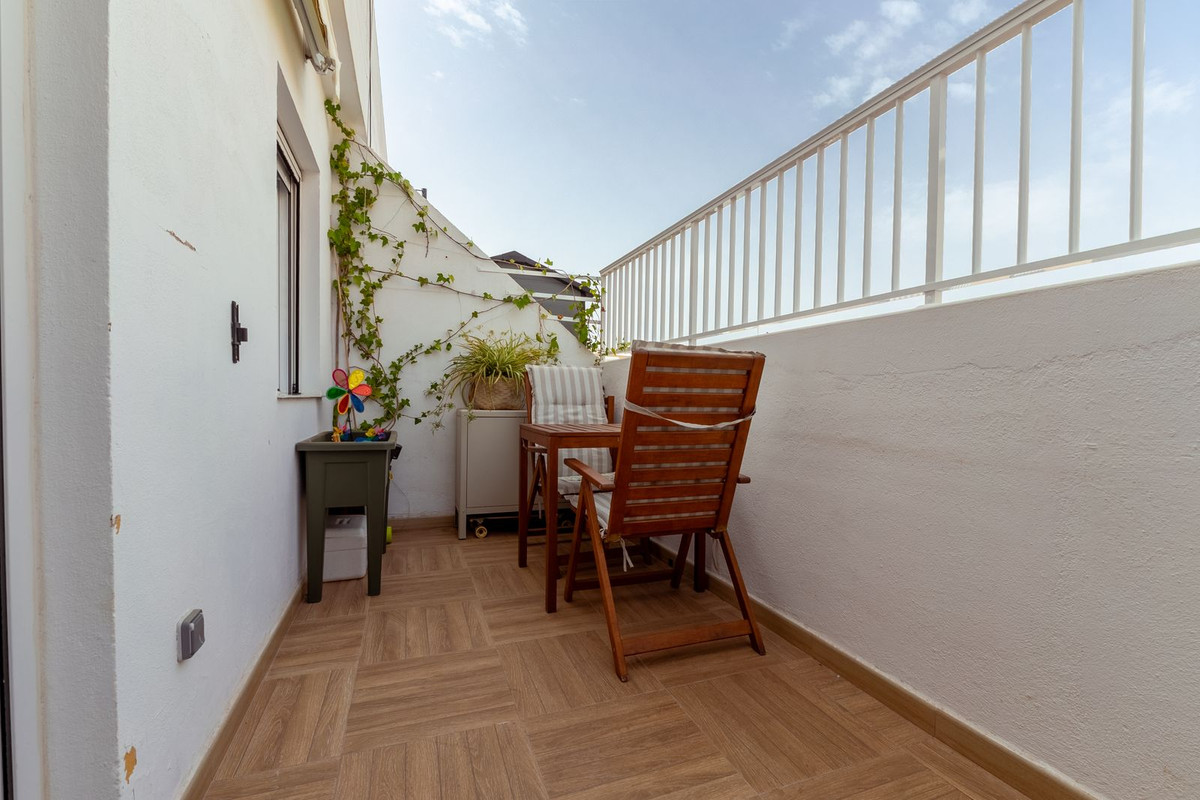 2 Bed Apartment for sale in Las Lagunas Costa Del Sol, Málaga, Spain