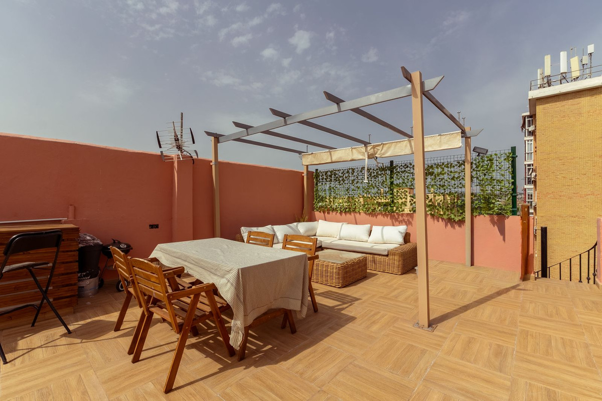 2 Bed Apartment for sale in Las Lagunas Costa Del Sol, Málaga, Spain