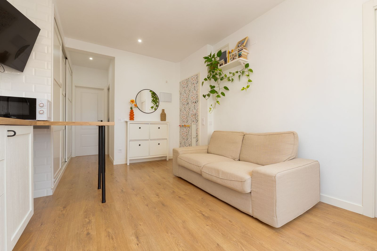 2 Bed Apartment for sale in Las Lagunas Costa Del Sol, Málaga, Spain